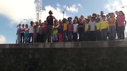 Chorale des écoles de Saint Leu Trois Bassins, école des benjoins 2