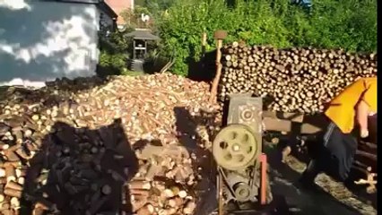 machine wood cutter
