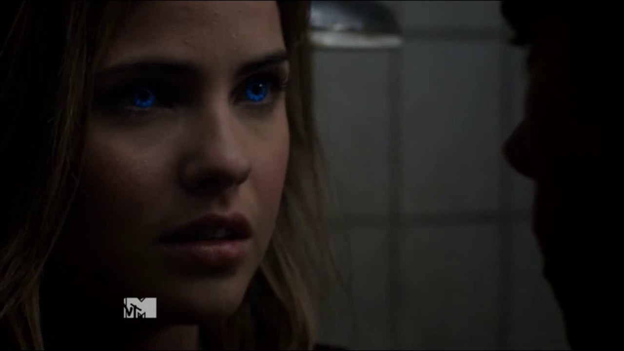 Teen Wolf 4x01 Stiles and Malia kiss HD
