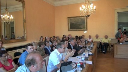 Auxerre : le conseil municipal d'été apaisé
