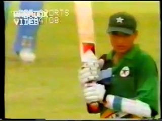 Shahid Afridi Vs India Karachi,Lahore ODI 1997.