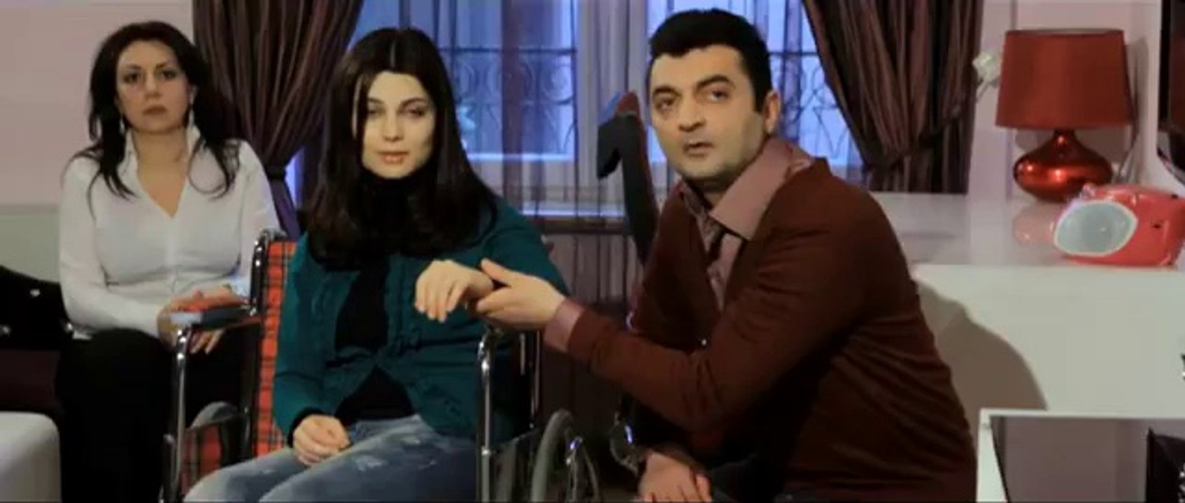 Смотреть онлайн армянский сериал Xaghic durs_8