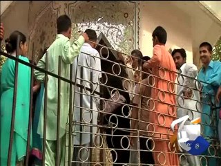 Mumtaz Begum in Karachi Zoo-27 Jun 2014