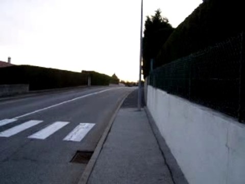 Moi qui tape une pointe en derbi :)