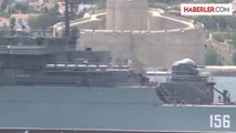 Rus Donanması'na ait iki gemi, Çanakkale Boğazı'ndan geçti -