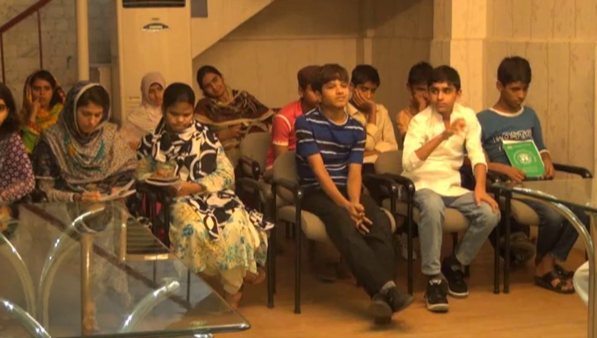 ⁣Willing Ways Grooms Childern of Child Protection and Welfare Bureau by Asma Qureshi on Behaviors