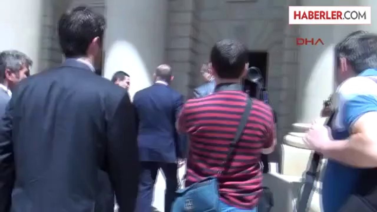 AB Bakanı Çavuşoğlu, Azerbaycan Cumhurbaşkanı Aliyev ile Görüştü