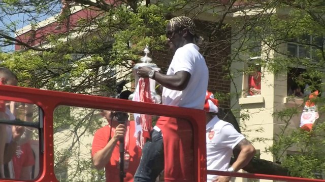 ManCity verpflichtet Portos Fernando