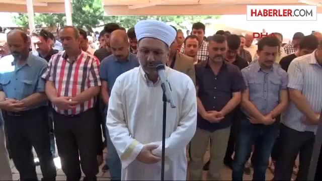 Ülkü Ocaklarından Gıyabi Cenaze Namazı