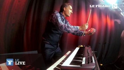 La Plaza Francia - «La Mano Encima»