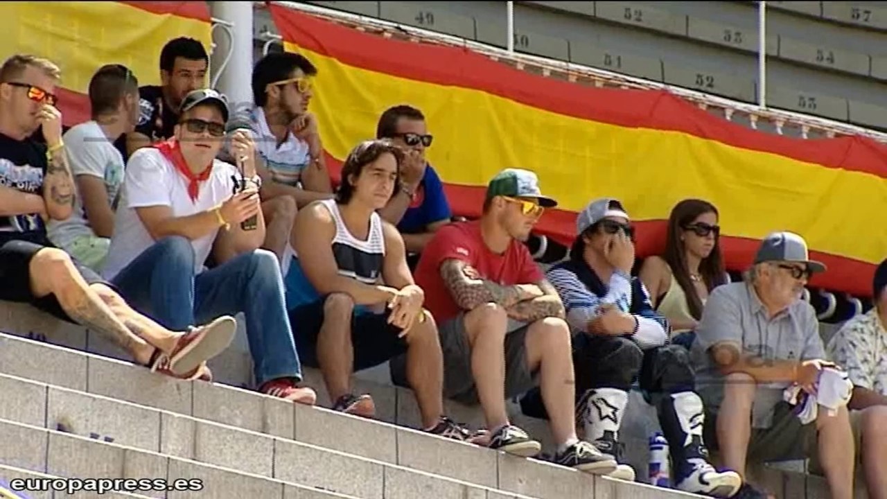 Espectaculares saltos y acrobacias de motocross freestyle