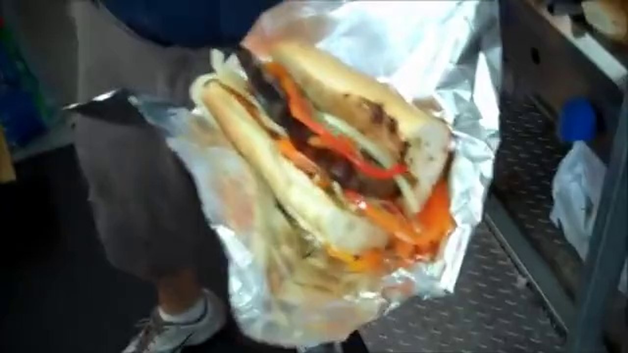 Cooking Italian Sausage _ Hot Italian Sausage _ Italian Hoagie _ Cooking Contest