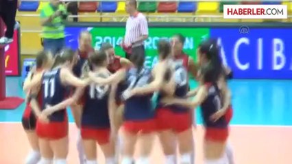 Voleybolda Türkiye, Azerbaycan'a 3-1 Yenildi