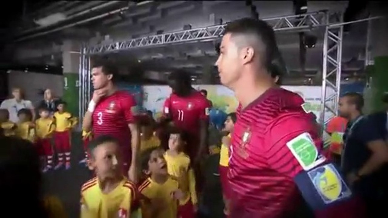 Cristiano Ronaldo hugs brazilian children before World Cup match against Ghana