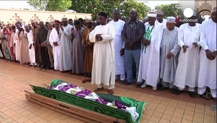 "Nigeria atraviesa una de las fases más oscuras de su historia"