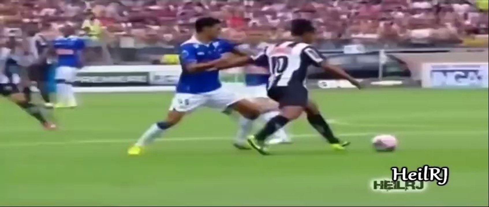 Ronaldinho ● Ultimate Legendary Skills