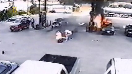 Danger De Mort Ep13 En proie aux flammes