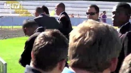 Football / Un streaker perturbe l'entraînement des Bleus - 27/06