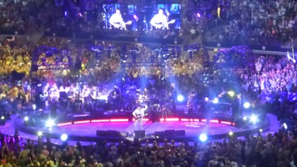 George Strait - Unwound (Live in Arlington - 2014) HQ