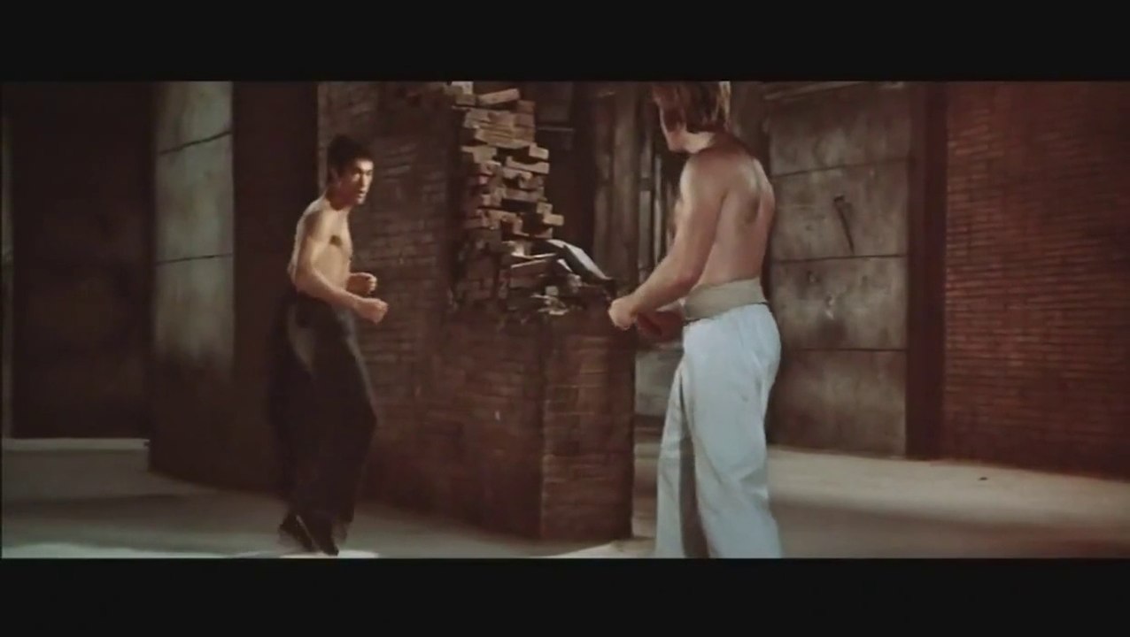 Bruce Lee vs Chuck Norris with John Barry Score-HD 720p