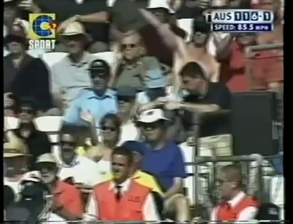 Adam Gilchrist 80 vs England 2001 ODI