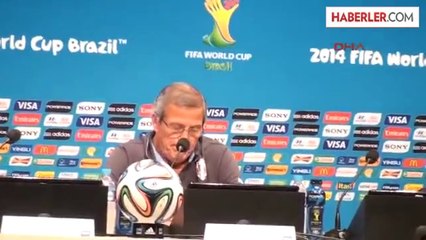 Uruguay Teknik Direktörü Tabarez, FIFA'daki Görevinden İstifa Etti