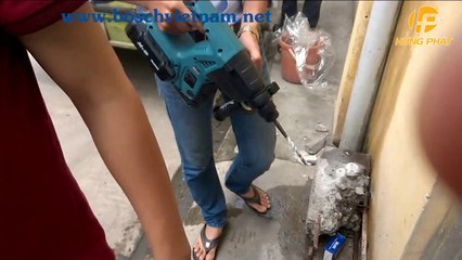 Máy khoan đa dụng dùng pin Makita HR262DWB - Hưng Phát