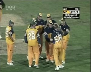 AWESOME Brett Lee decapitates Adam Parore - hit wicket 3rd ODI 2000