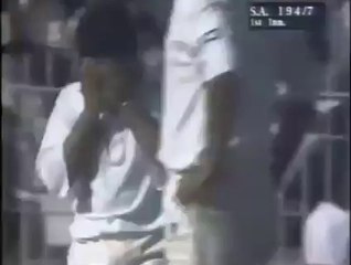 Ball goes through the stumps, CRICKET MIRACLE_x264