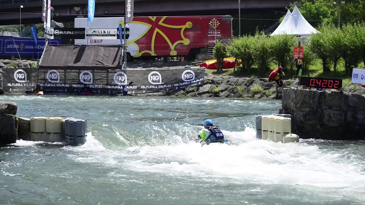 Natural Games 2014 : Interview de Marlene Devillez, spécialiste en kayak freestyle !