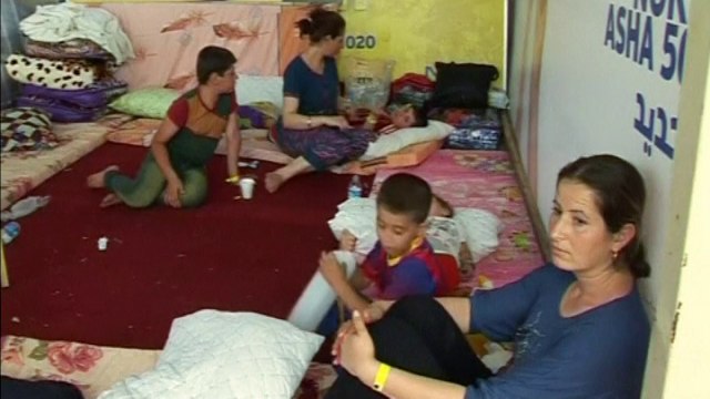 Iraqi Christians flee ISIL militants near Mosul