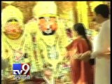 CM Anandiben Patel performs Puja at Jagannath temple, Ahmedabad - Tv9 Gujarati