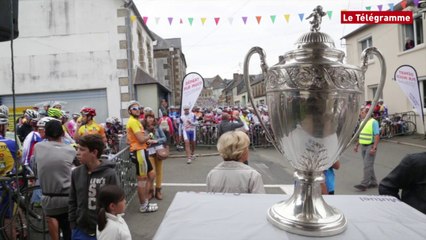La Pierre Le Bigaut. Gourvennec a apporté la Coupe de France