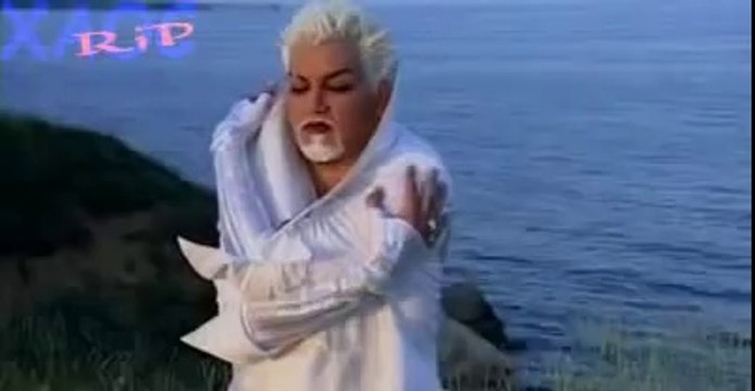 AZIS - Obicham Te (Official Video HD)