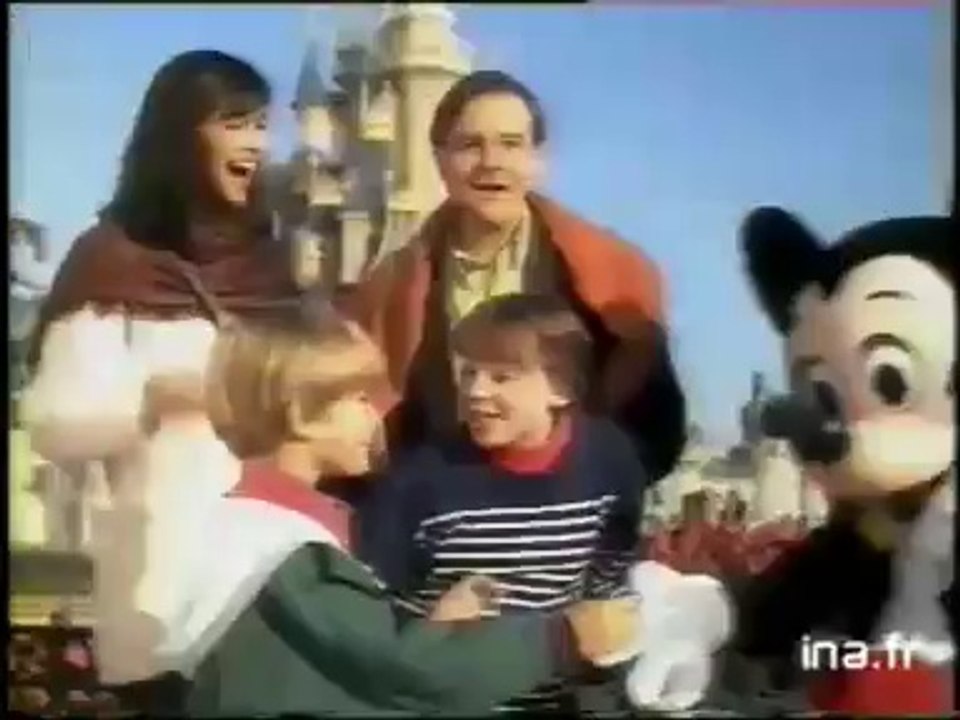 PUB (1992) Euro Disney, Le pays des merveilles, qui vous emmène ailleurs