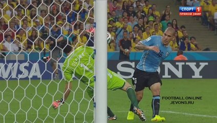 تصدي رائع  لحارس كولومبيا 2