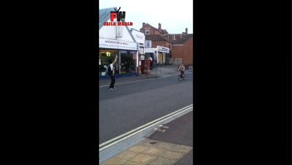 Bike kid race fail - Fails World