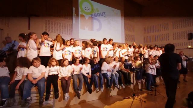 Choeur en coeur toutes classes applaudissements - Toi ptit gars