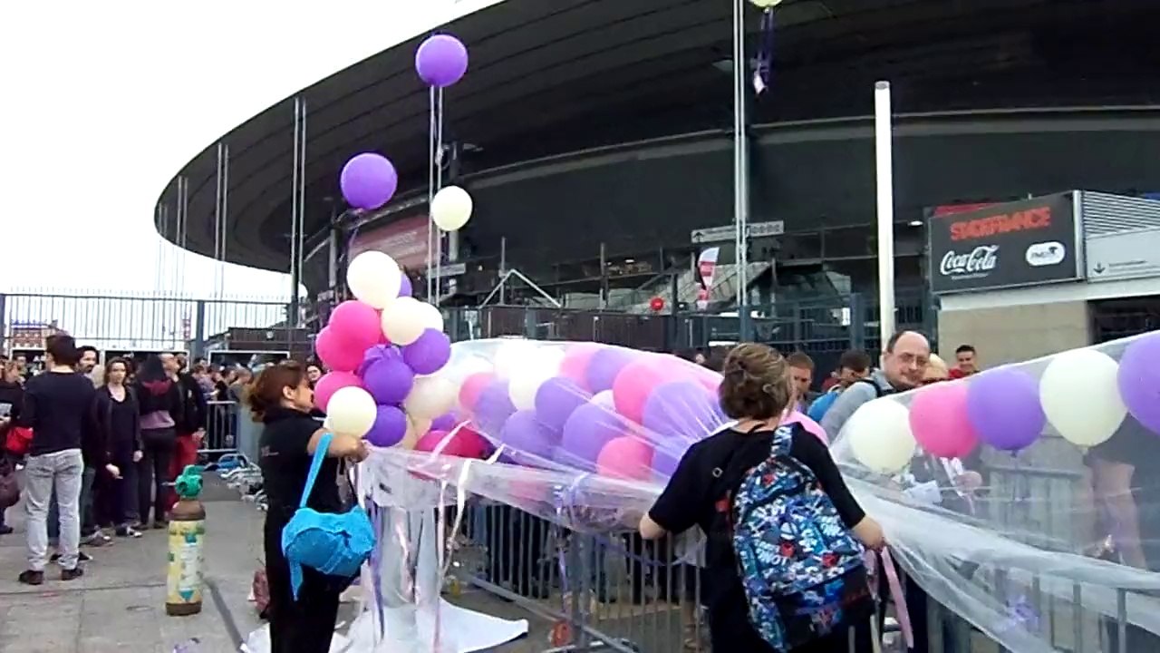 Lâcher de ballons au SDF en mémoire de Stéphane (Indochine, Sirkis) 27 juin 2014