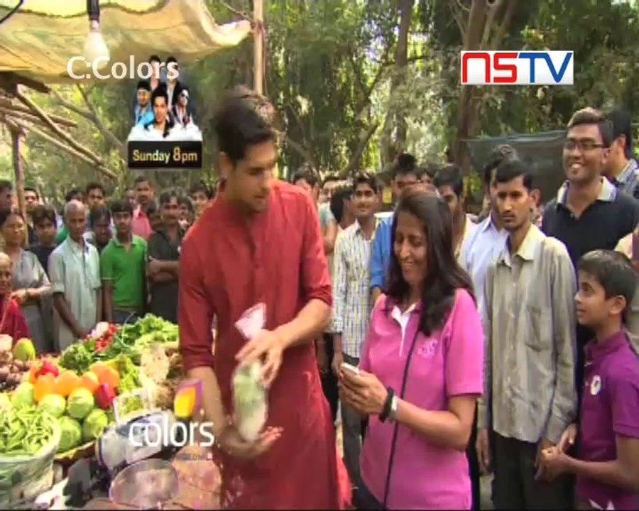 Siddharth Malhotra sells vegetables