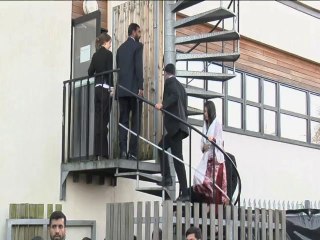 President Zardari visits Queen Elizabeth Hospital