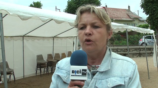 Hautes-Alpes: La fête de Romette tient le coup malgrés le temps