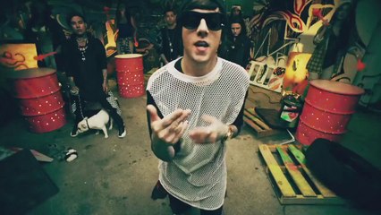 Breathe Carolina - Bang It Out ft. Karmin HD