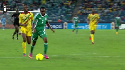 Au bord de la guerre civile, le Nigeria rêve de quart de finale