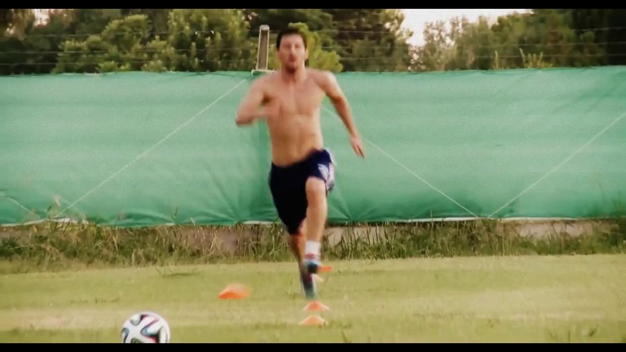 Entrenamiento de Lio Messi en Rosario, Argentina, Diciembre 2013