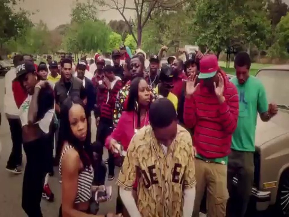 Cali Swag District Ft.TeeFlii - Twerk It (Prod.by KayBeatzProduction)(Selfmade Urban Crew)