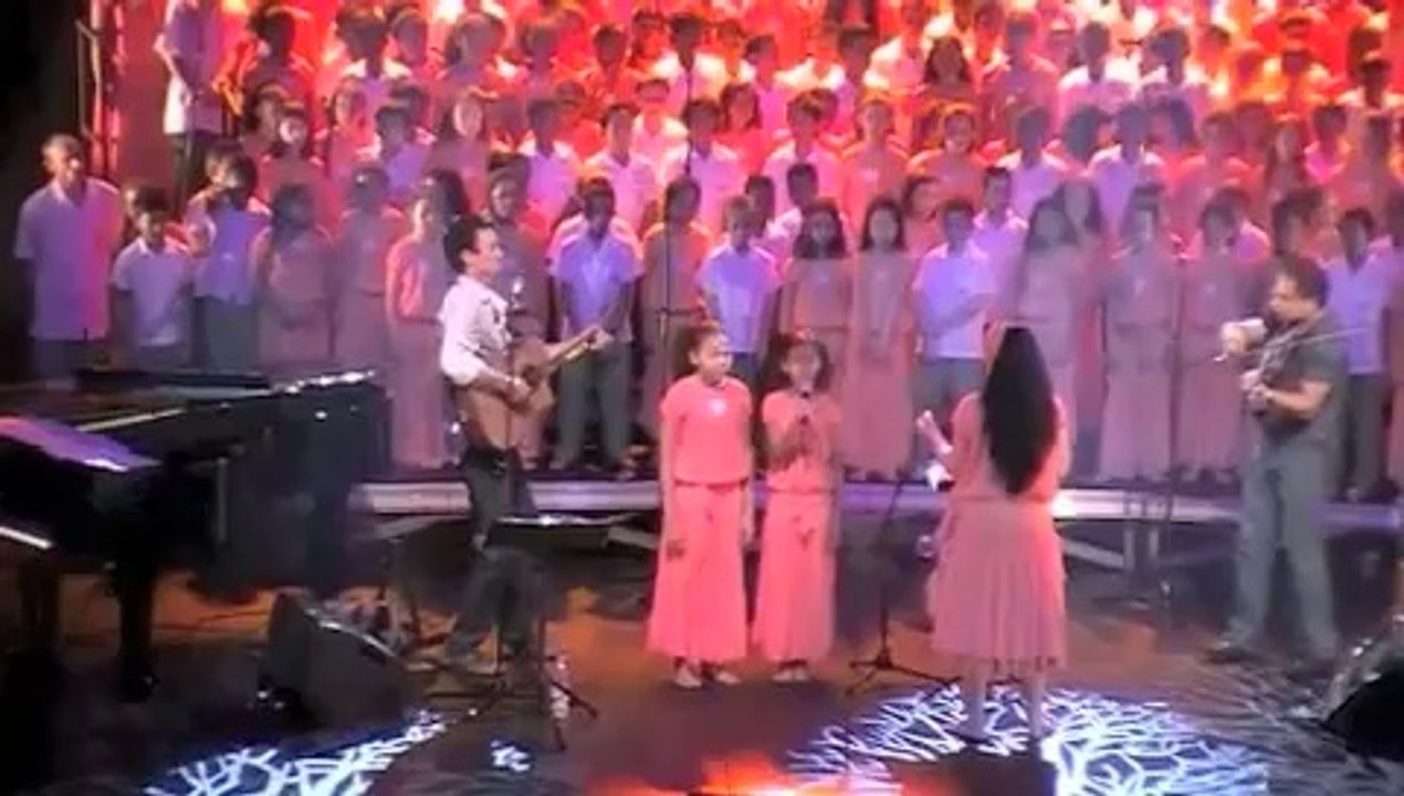 Académie de la Réunion - rencontres académiques des chorales du 1er degré 2014 : "Ti bal lontan"- Chorales des écoles 14ème km (Le Tampon), G. Fourcade et B. Moloïse (St Pierre)