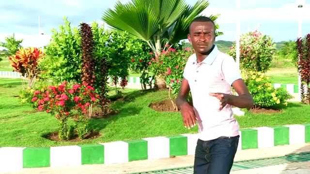DAH ( Anao koa nahita ny hafa )Clip gasy 2014