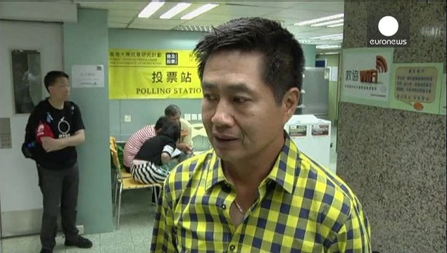 Referendum per la democrazia. Braccio di ferro Hong Kong-Cina