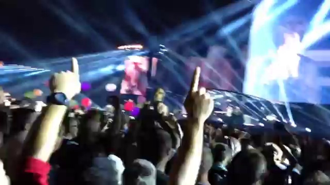 Indochine - L'aventurier - Stade de France 2014